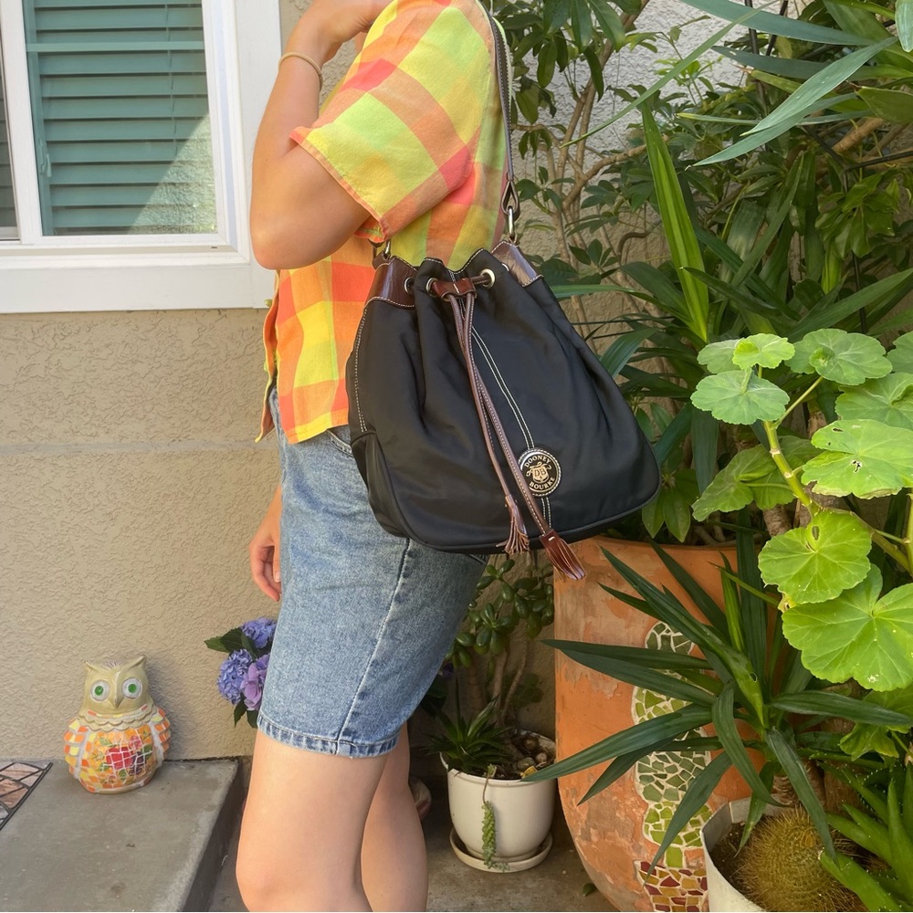 Vintage black/dark brown Dooney & Bourke nylon/leather bucket bag